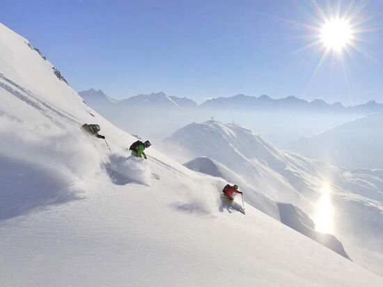 Free powder snow runs